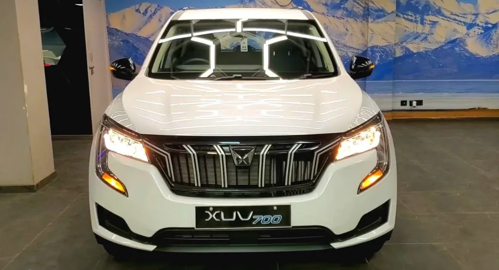 Mahindra XUV700